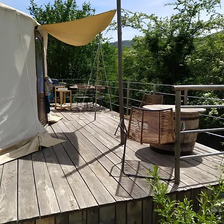La Yourte Des Abeilles * La Roche-sur-le-Buis