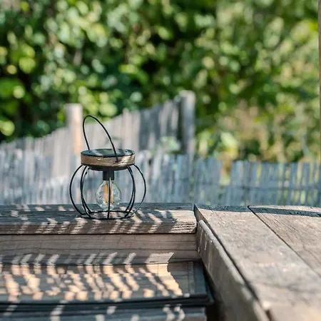 La Yourte Des Abeilles Kemping *
